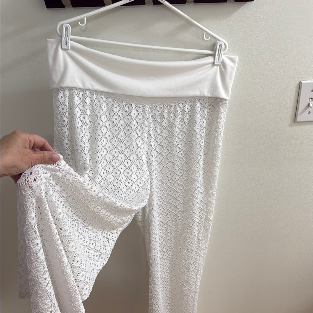Catalina Ladies White Lace Beach Pants with Cotton Stretch Waist Sz. XL(16-18)